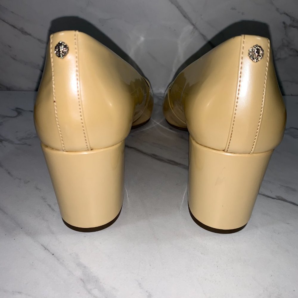 NWOT ANN KLEIN Pearlized lButtercup Low Heels - Picture 4 of 7